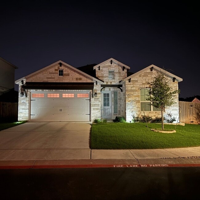 Building Photo - 3750 E Palm Valley Blvd