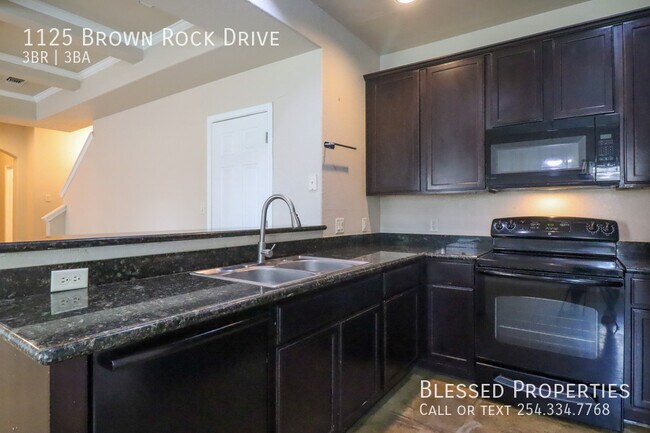 Building Photo - 1125 Brown Rock Dr
