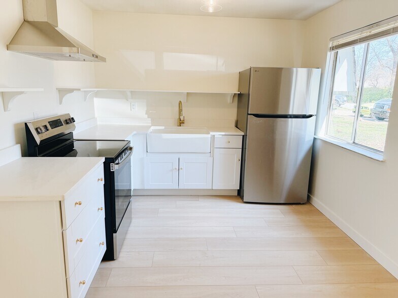 Building Photo - 105 Orgain Dr