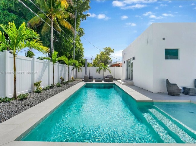 Building Photo - 7525 Buccaneer Ave