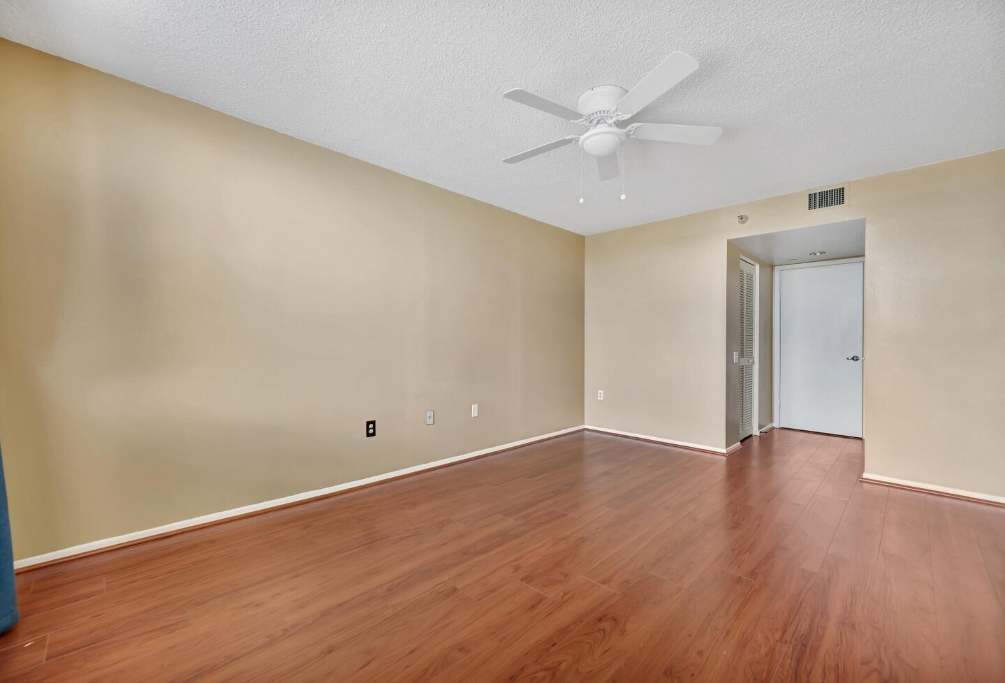 Building Photo - 2333 Feather Sound Dr