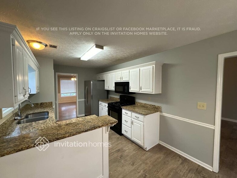 Building Photo - 961 Rolling Meadows Dr