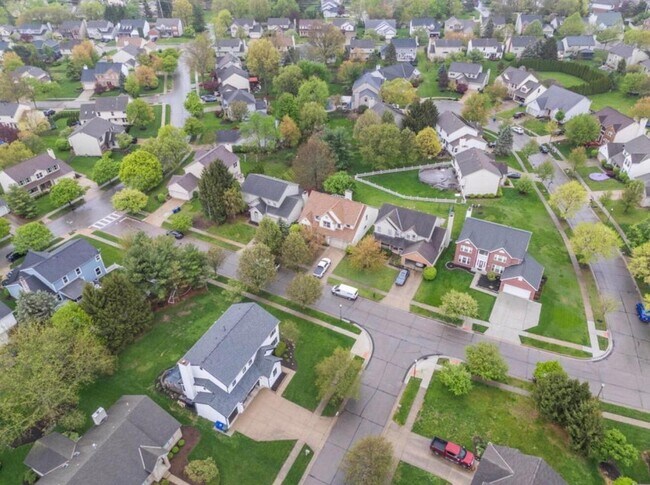 Building Photo - 2639 Berber St