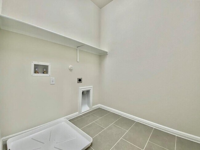 Building Photo - 1821 Cantonata Dr