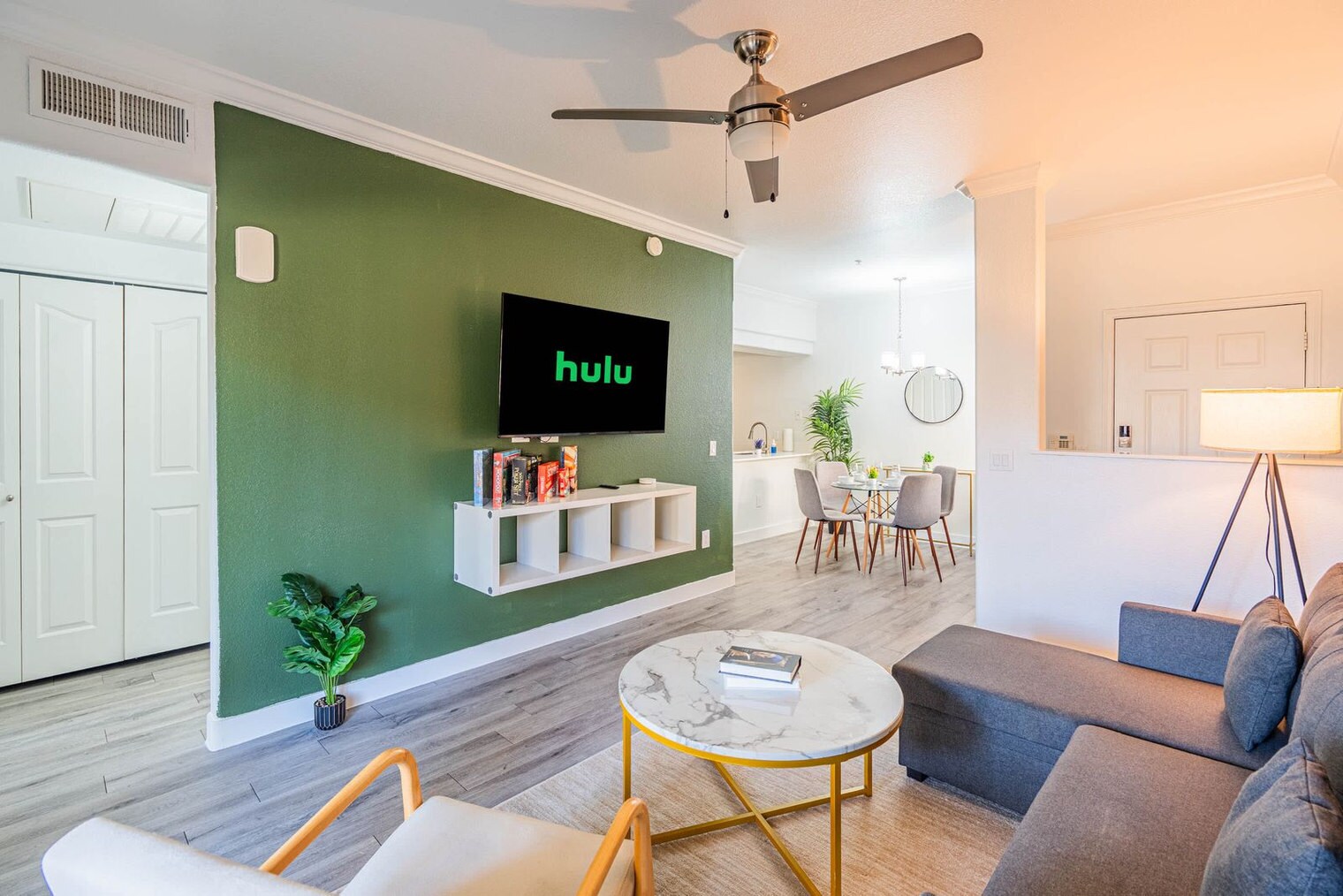 Building Photo - 2155 S 55th St