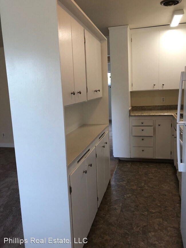 Building Photo - 5108 S Dawson St