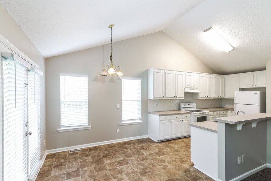 Building Photo - 1530 Bramlett Forest Trail SE