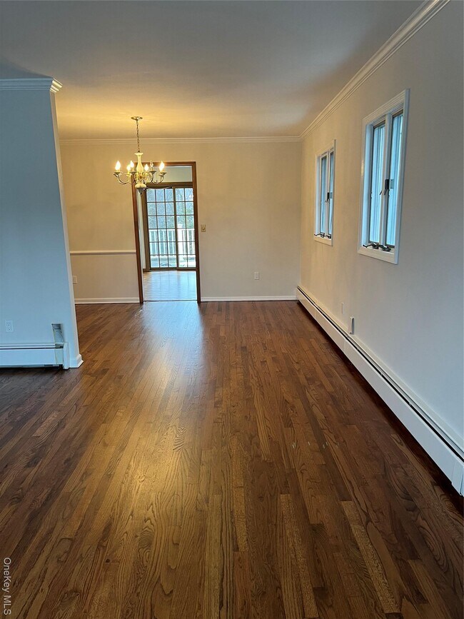 Building Photo - 43 Floyd Pl