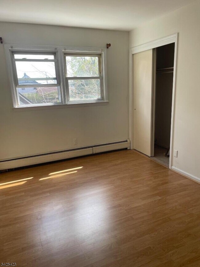 Building Photo - 107 Madison Ave