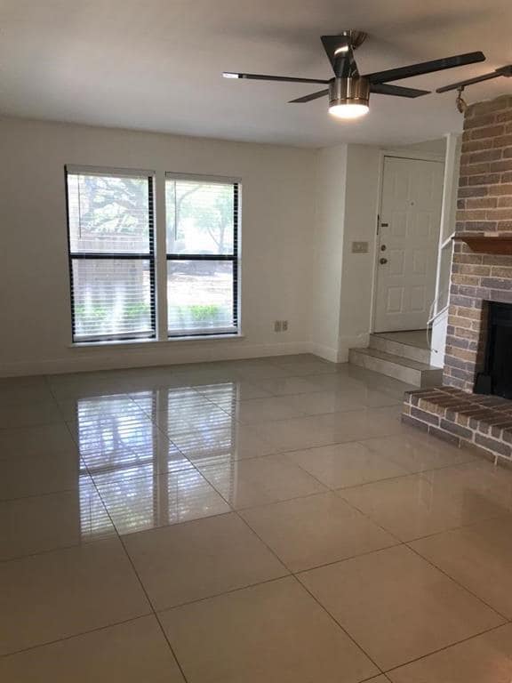 Building Photo - 11301 Jollyville Rd