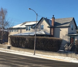 Building Photo - 1125 E Broadway St