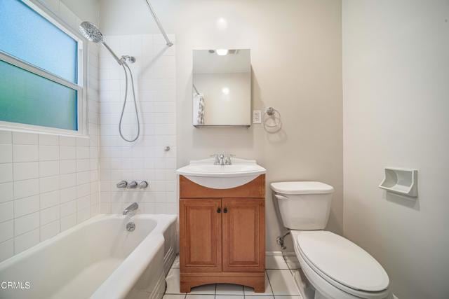 Building Photo - 499 N Oakland Ave