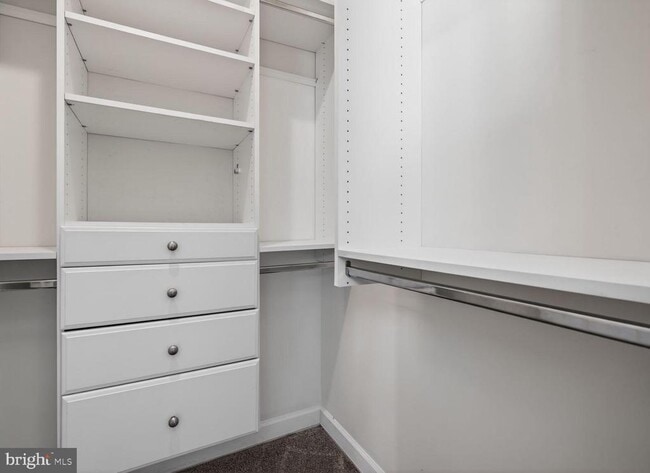 Building Photo - 593 Cedar Spring St