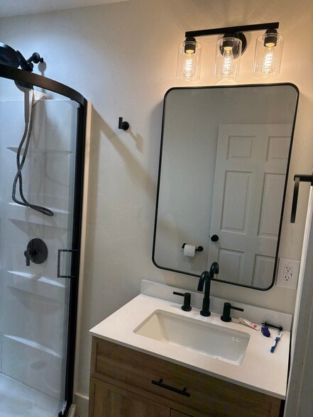 Bathroom - 3144 S 7th St W