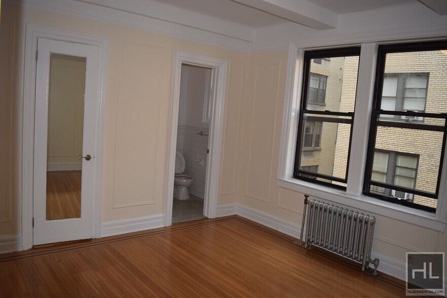 Building Photo - EAST 92 STREET