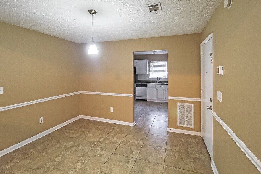 Building Photo - 7186 Fair Harbor Way