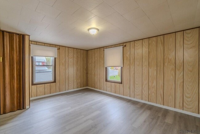 Building Photo - 703 Saybrook Pl