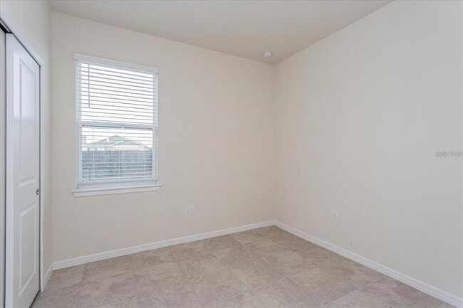 Building Photo - 2501 Southlawn Ln