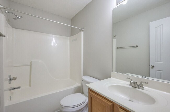 Building Photo - 240 Arapaho Dr