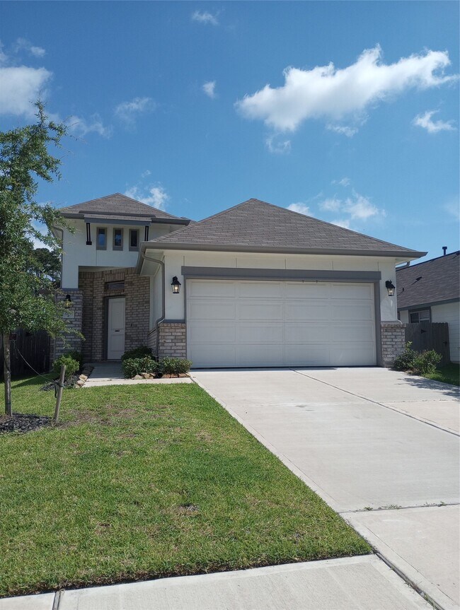 Building Photo - 31053 Regal Elm Ln