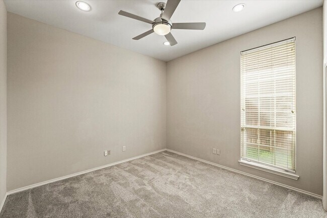 Building Photo - 4596 Adrian Way