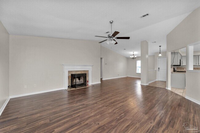 Building Photo - 9033 Bluebay Ln