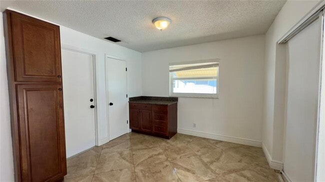 Building Photo - 6957 NW 9th Ct