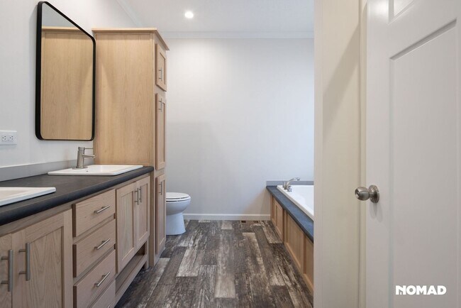 Building Photo - *BRAND NEW* 3 Bedroom Single Family – Mode...