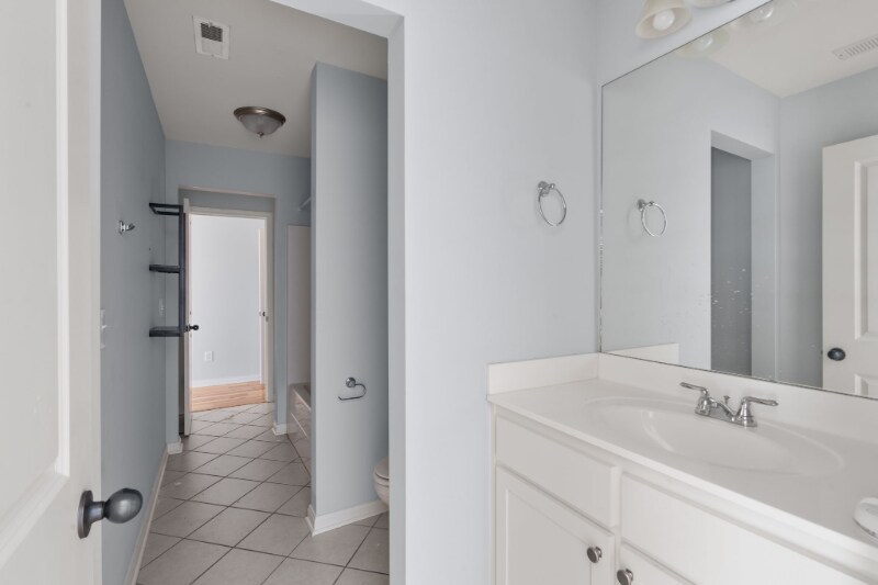 Building Photo - 8438 Brookmoor Ln