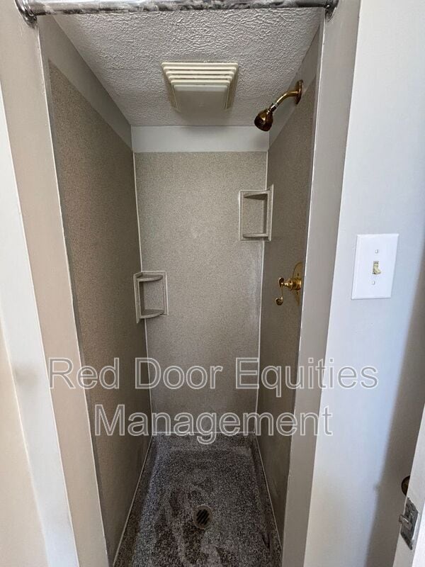 Building Photo - 123 N Broad St