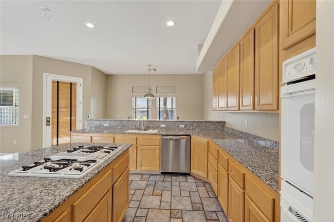 Building Photo - 3769 Erva St