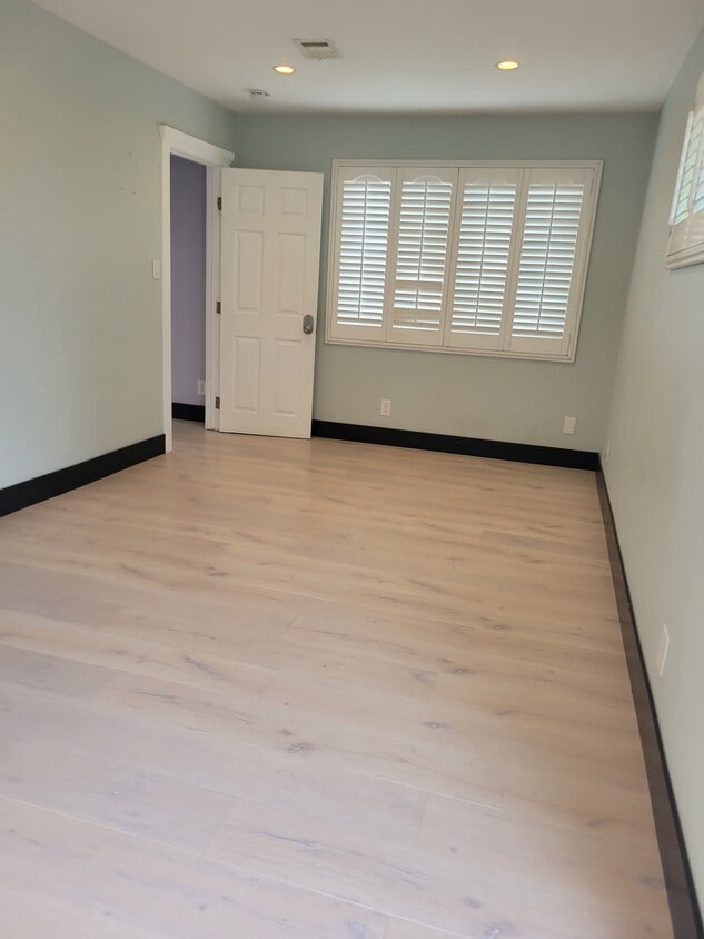 Bedroom #4 - 11721 Puryear Ln
