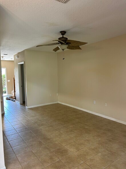 Living Room - 14840 Skip Jack Loop