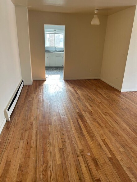 Building Photo - 29206 Longview Ave