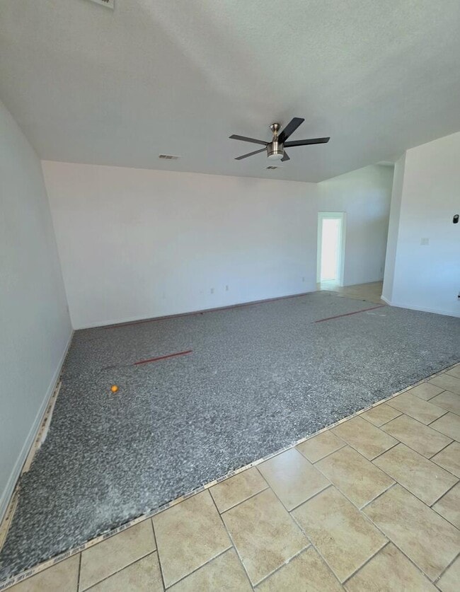 Building Photo - 7310 Fossell Ranch Rd