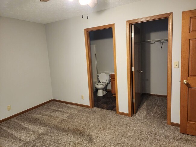 Building Photo - 3-Bedroom, 2-Bathroom Home with 2-Car Atta...