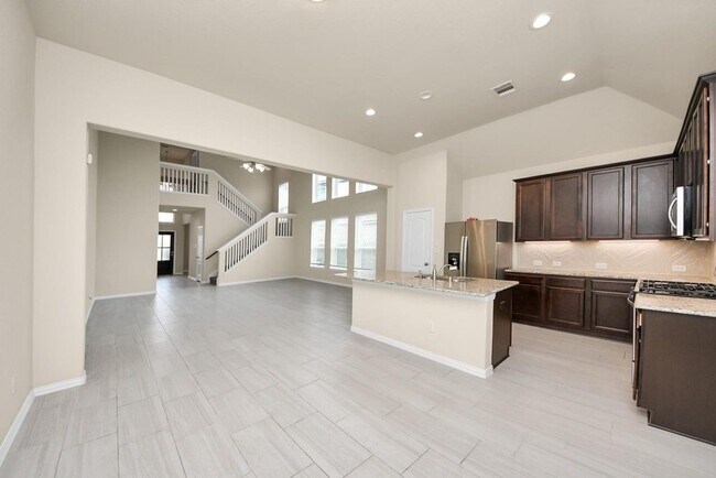 Building Photo - 32903 Silver Mdw Wy