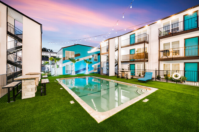 Building Photo - Prescott Luxury Apartments