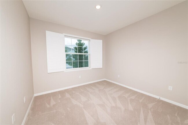 Building Photo - 16619 Mooner Plank Cir