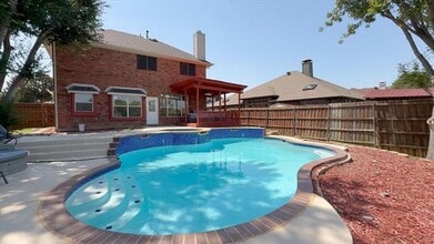 Building Photo - 1339 Barclay Dr
