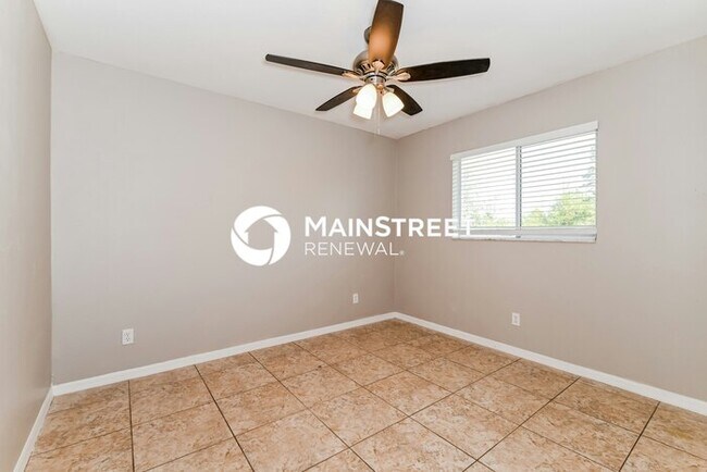 Building Photo - 3 Bedroom Pet-Friendly Home in Lehigh Acre...