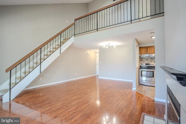 Building Photo - 8304 Tamarron Dr