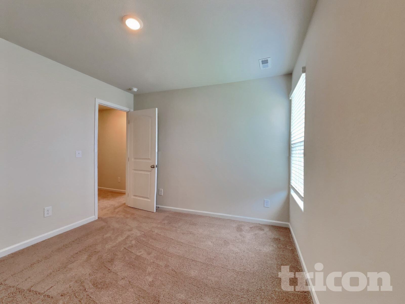 Building Photo - 14 Ivy Bank Dr