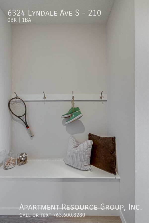 Building Photo - 6324 Lyndale Ave S