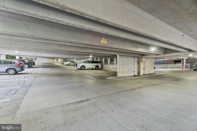 Building Photo - 12929 Centre Park Cir