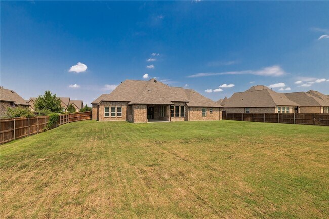 Building Photo - 804 Arthur Ct