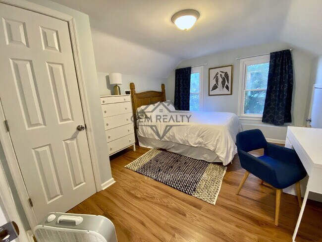 Building Photo - 3100 Stockton St