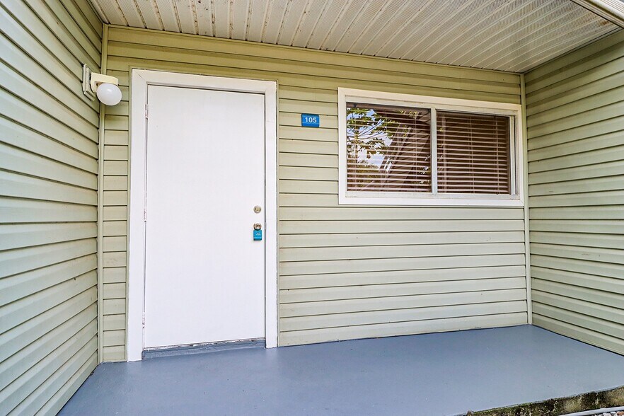 Building Photo - 3453 NW 44th St