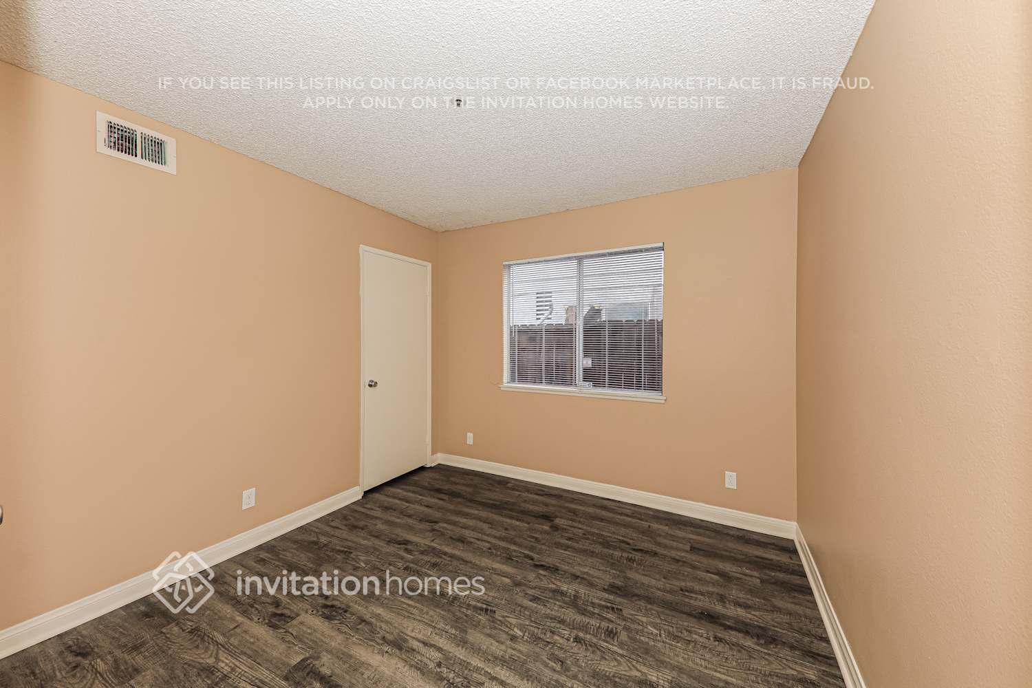 Building Photo - 11460 Winery Dr