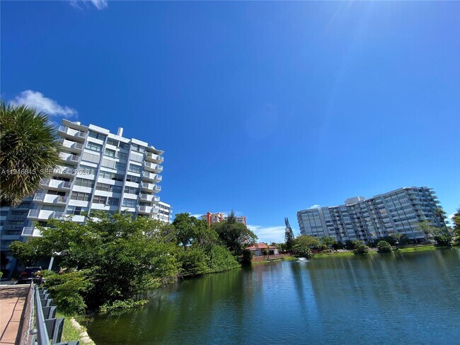 Building Photo - 1200 NE Miami Gardens Dr